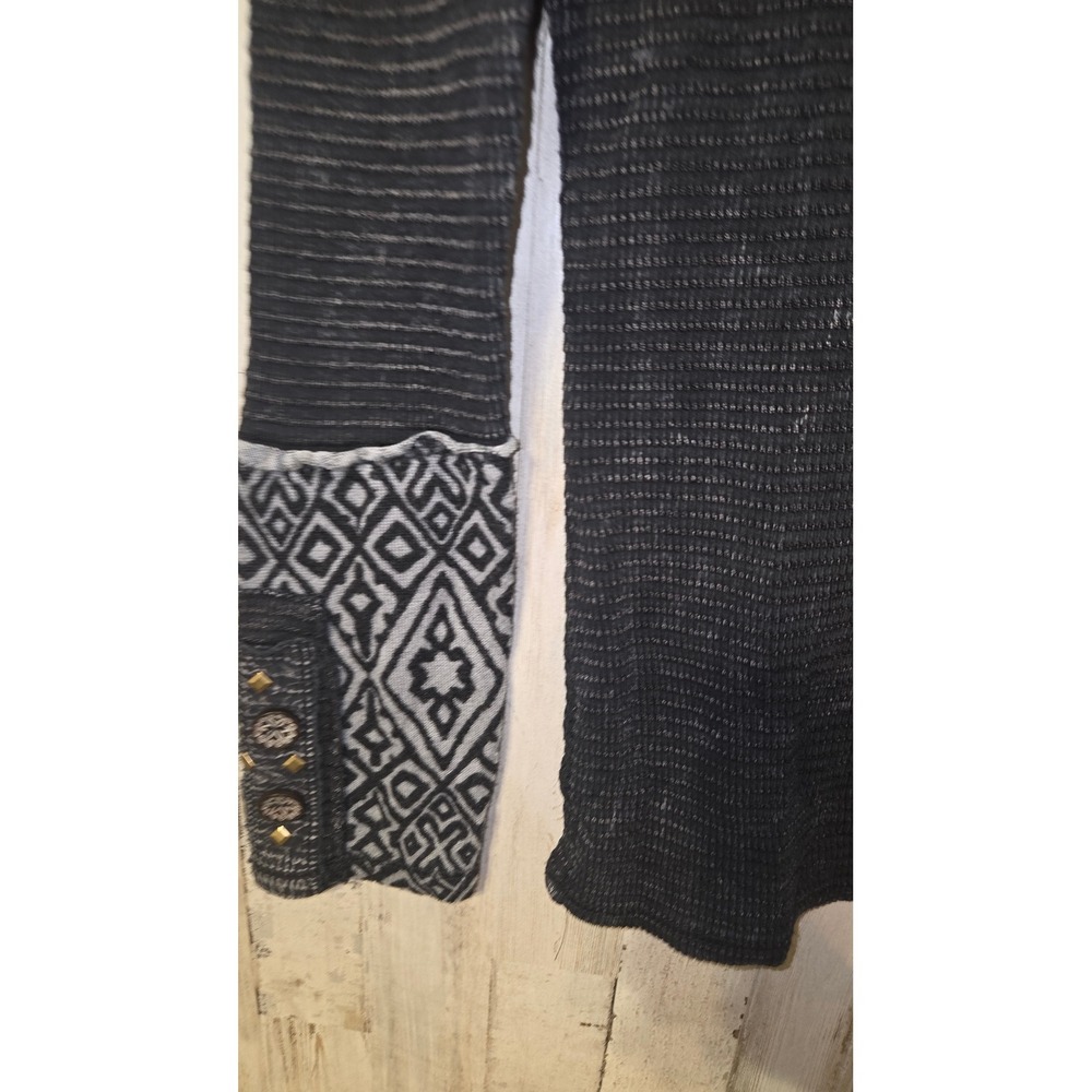 Able size L Studded Thermal Waffle Boho Tee Shirt Knit Top Long sleeve - Picture 2 of 5